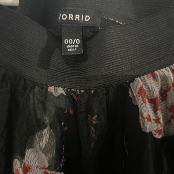 Torrid tutuskirt - Picture 2 of 2